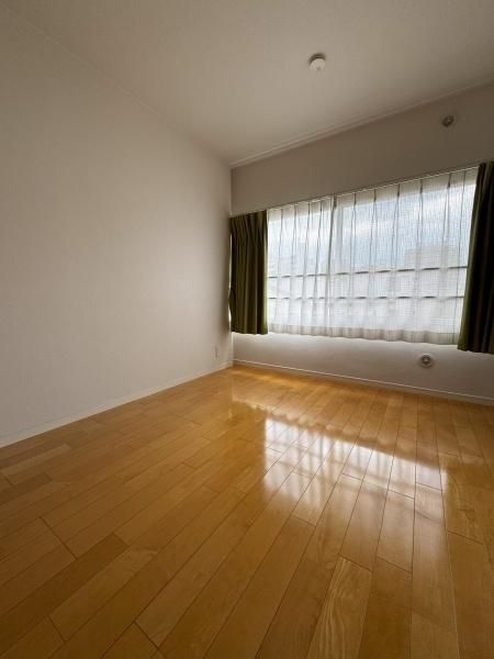 �y���̑������E�X�y�[�X�z�@