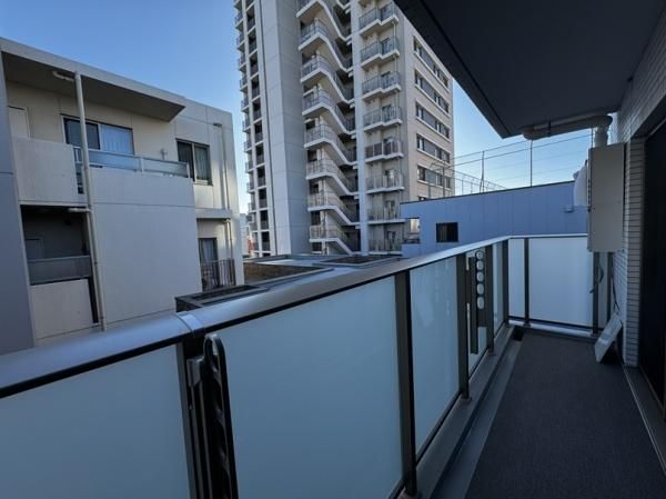 �y���]�z�@