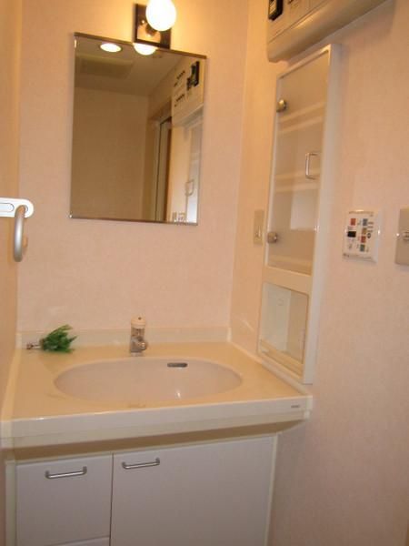 �y���ʏ��z�@