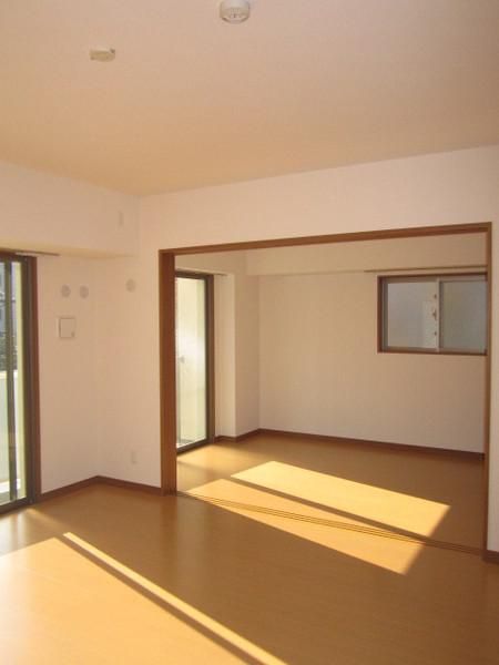 �y���̑������E�X�y�[�X�z�@