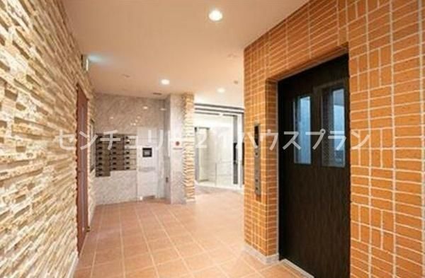 �y�G���g�����X�z�@