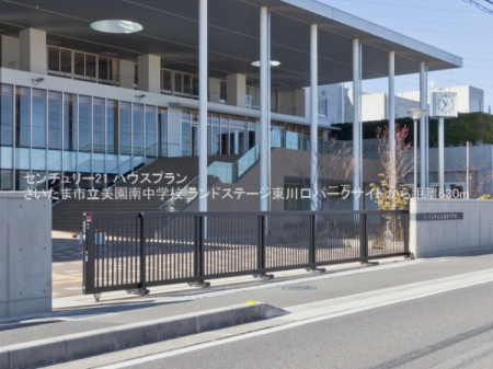 ���ӊ��@-